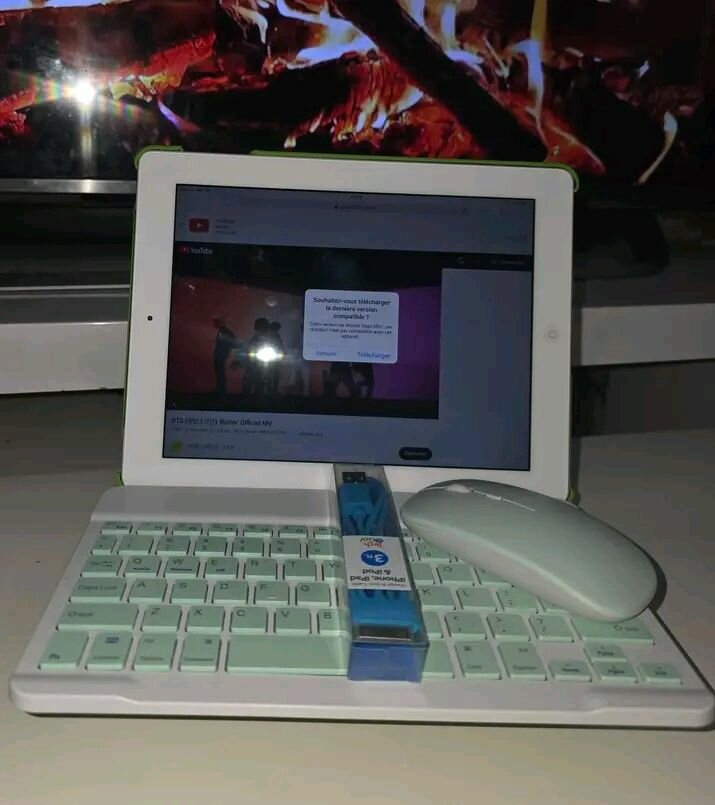 Tablette Apple avec clavier