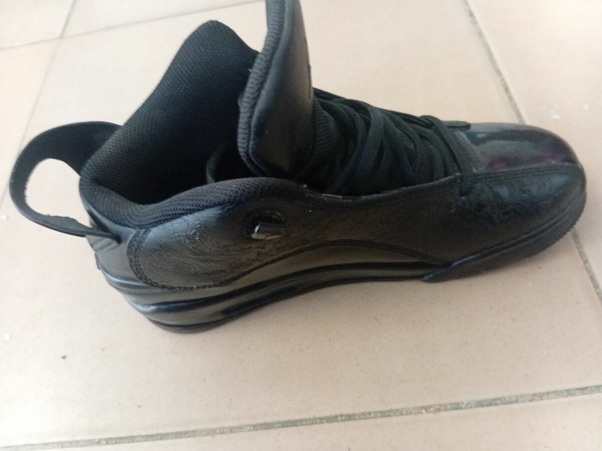 Jordan DUB ZERO triple black