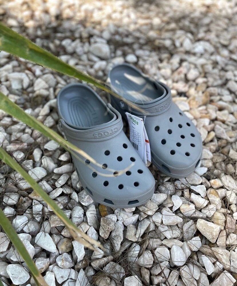 CLASSIC CROCS