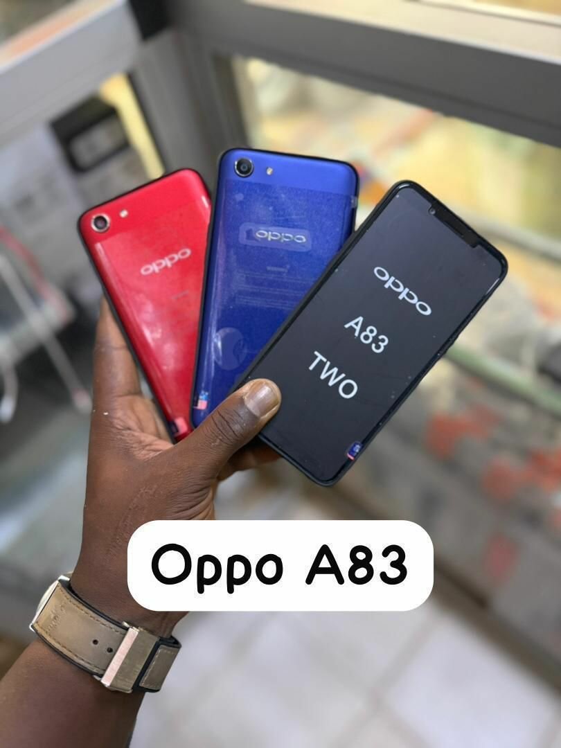 Smartphone Oppo A83