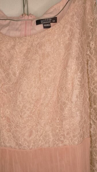 Robe en dentelle élégante