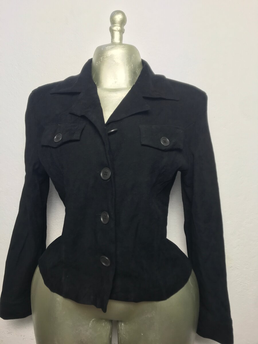 Veste cintrée noire élégante