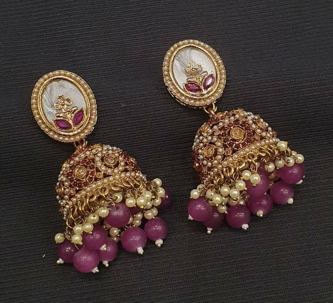 Ladies earrings