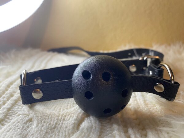 Accessoire de bouche a boule