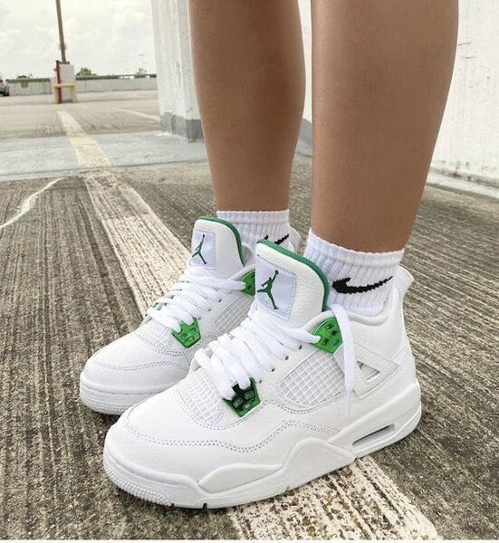 BASKET JORDAN 4
