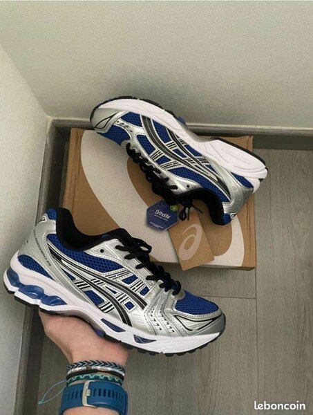 Chaussures de course Asics