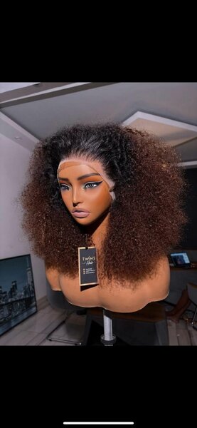 Perruque Afro Bouclée Volumineuse