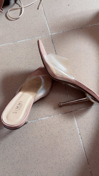 Mules à talons transparents