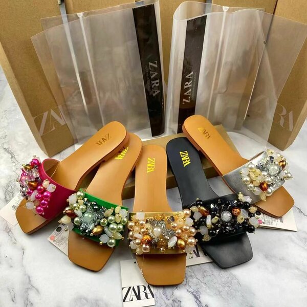 Slides ornés perles Zara