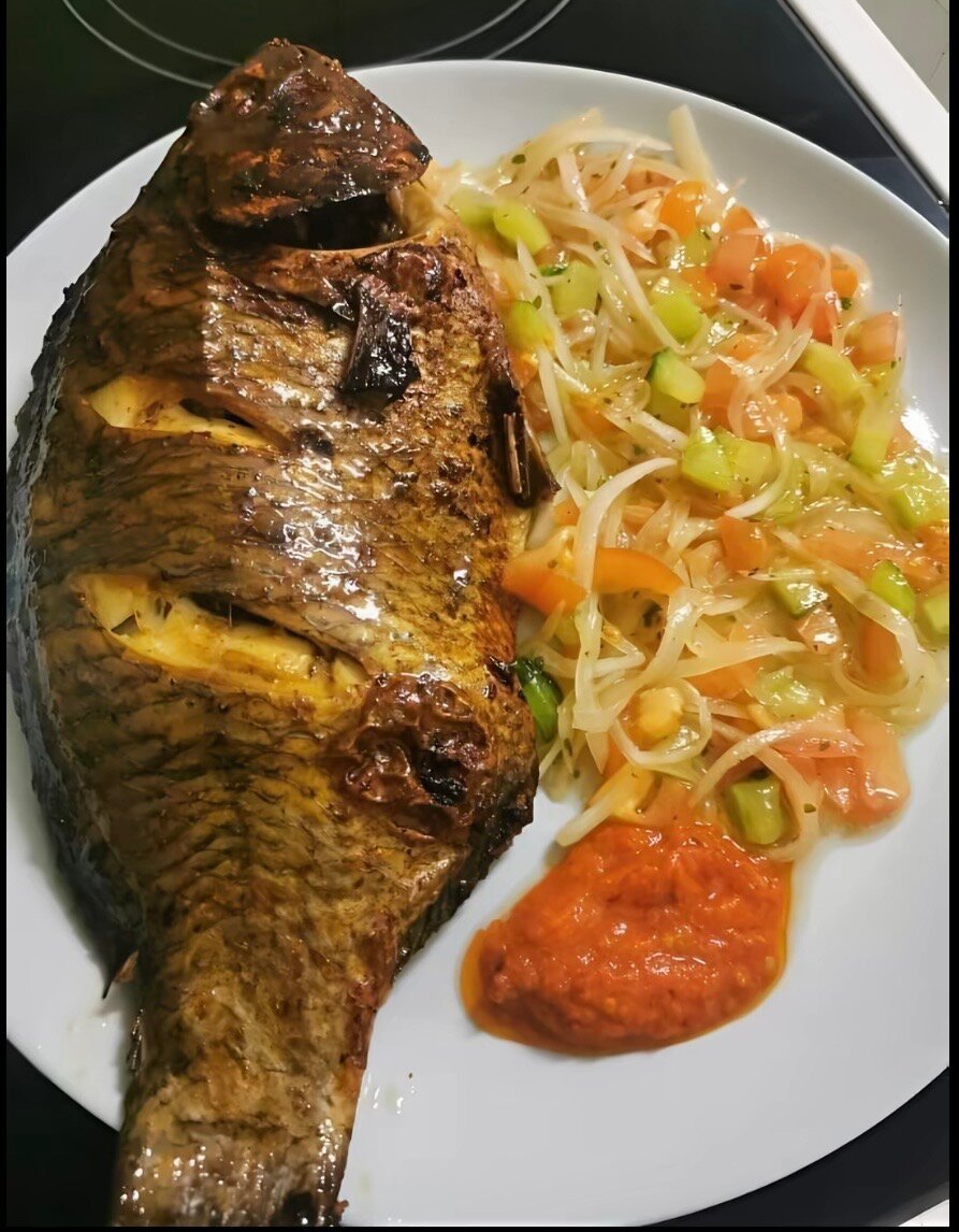 Poisson braisé avec Garnitures
