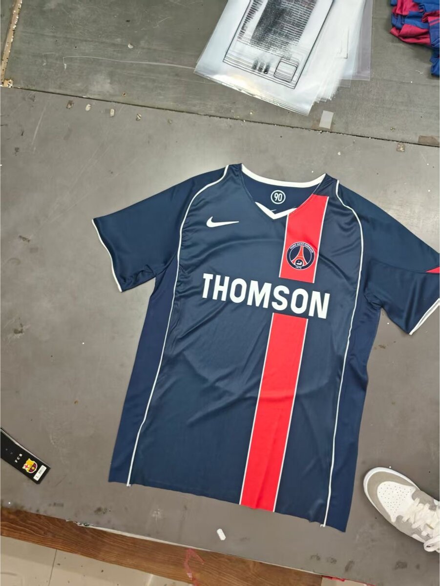 PSG 2004/2005 total 90