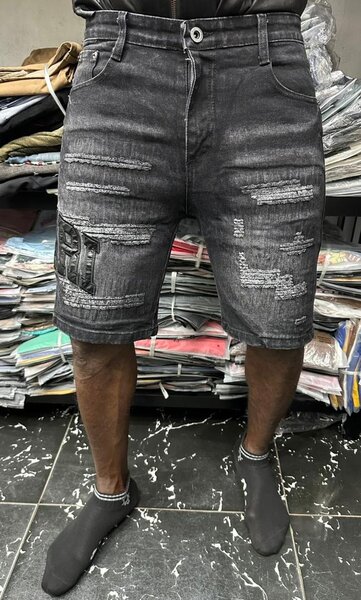 Short en jean déchiré homme