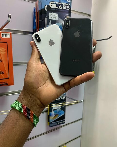 BRAND NEW IPHONE 🍏 pro 