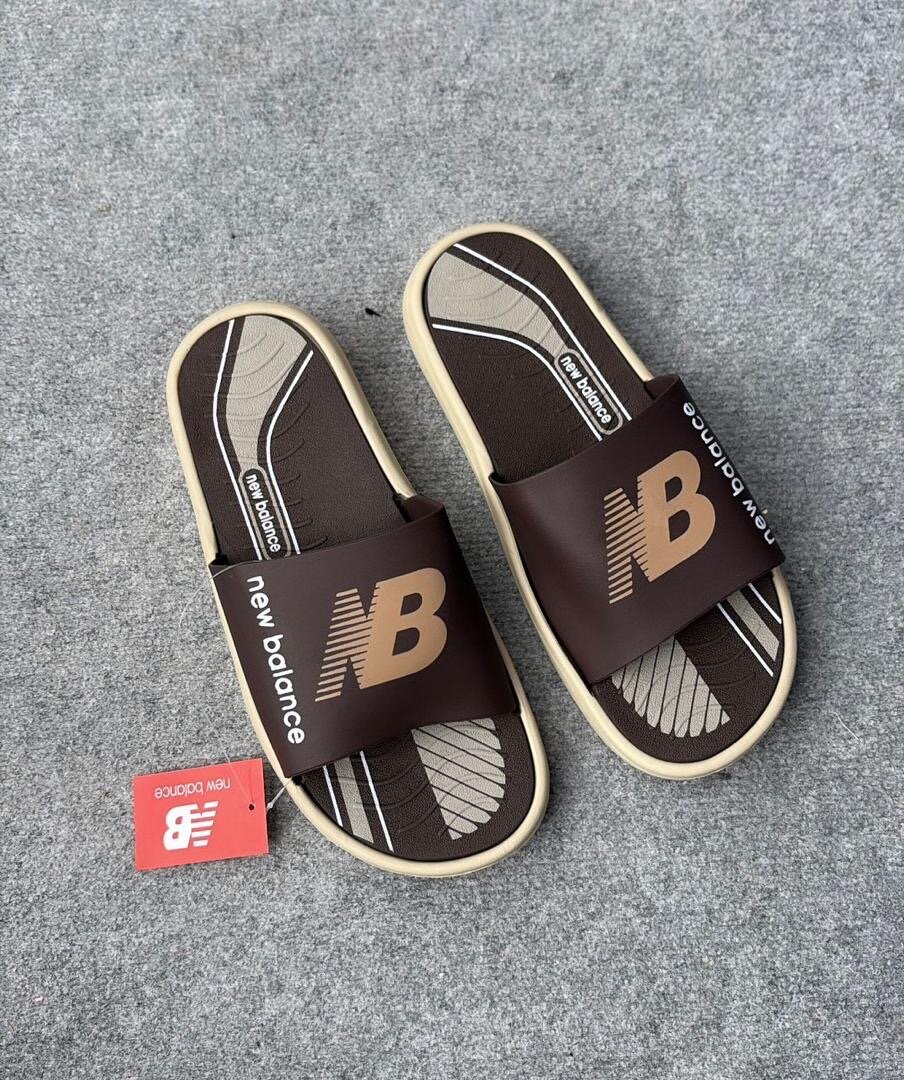 Claquettes New Balance unisexes