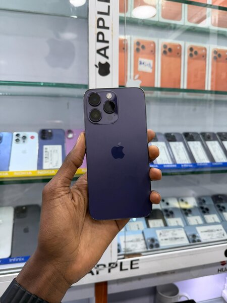 14 Pro max 128go écran changer