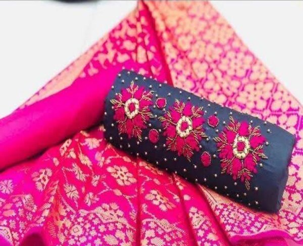 Ladies suit