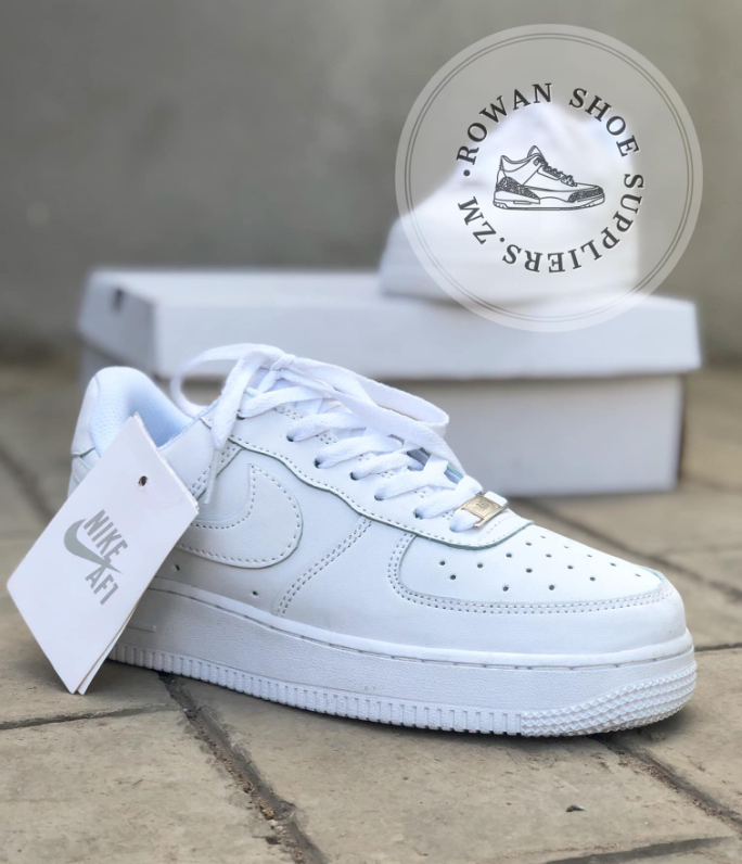 Men's NIKE Air Force 1 White Leather Sneakers