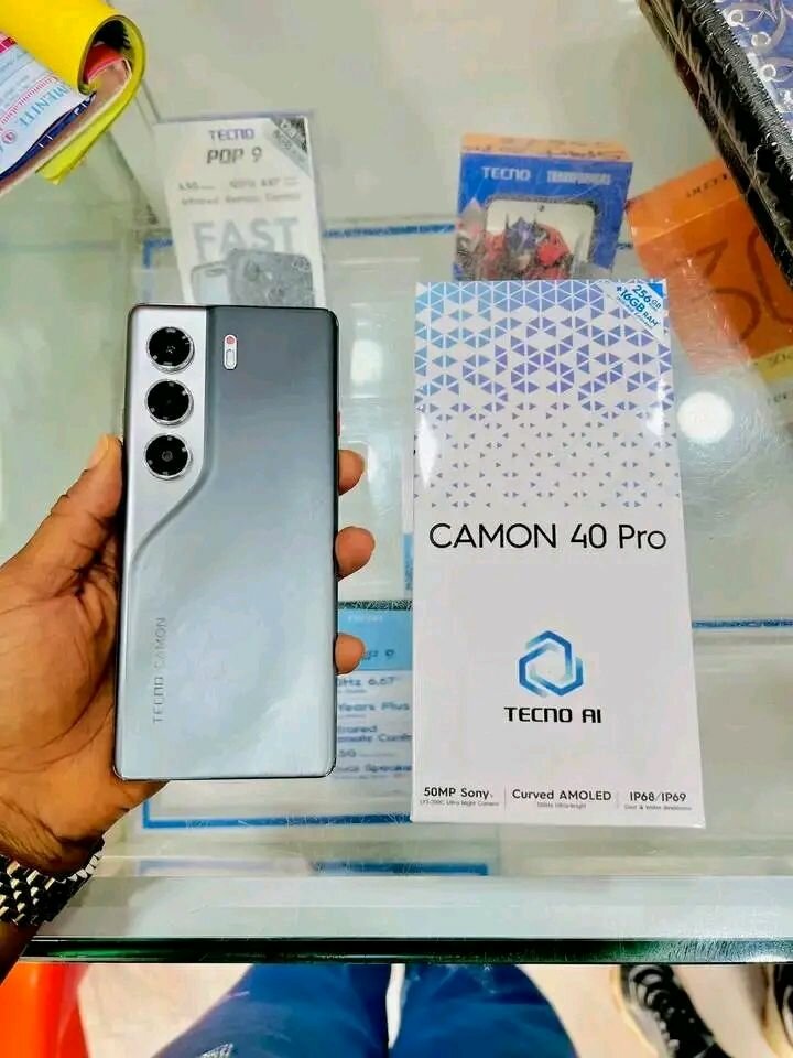 Smartphone Tecno Camon 40 Pro 5G