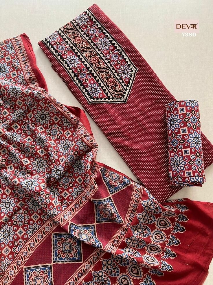 Khaddar 3 Peace Suit