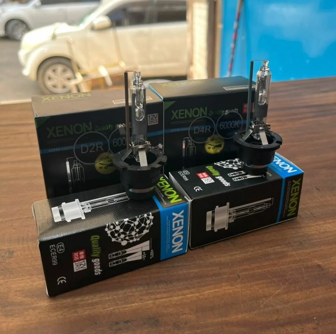 Xenon Lights D2R/S D4S/R