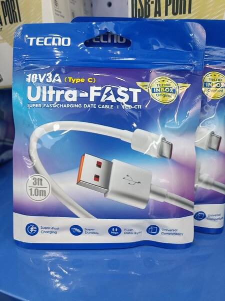 Câble de Recharge Rapide USB-C Tecno