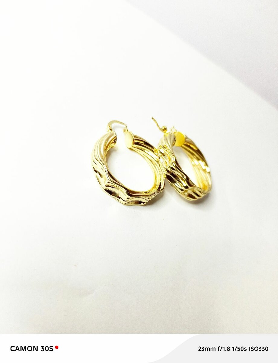 Boucles d'oreilles dorées