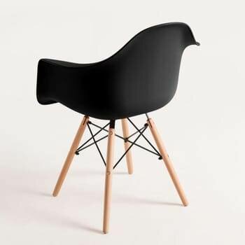 Chaise avec accoudoirs scandin