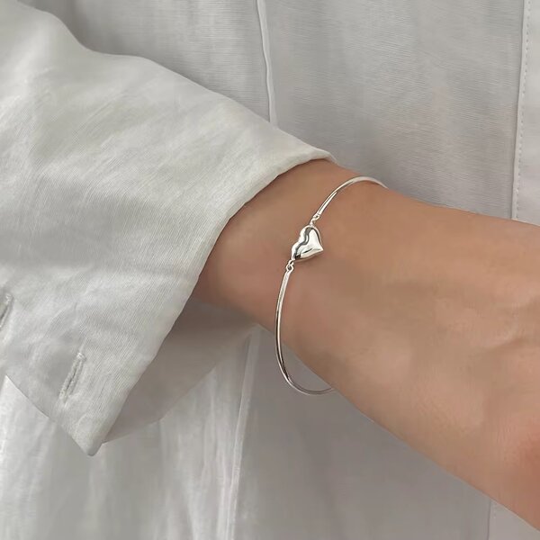 Bracelet en cœur élégant