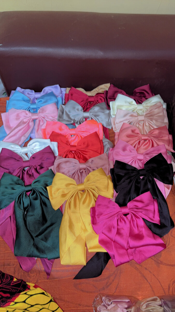 Grand noeud pour cheveux