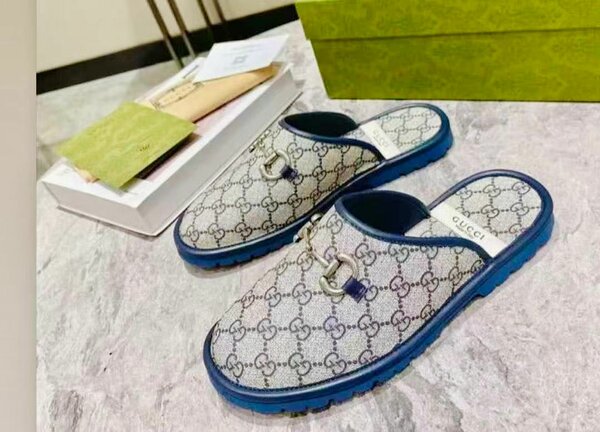 Mules Gucci élégantes