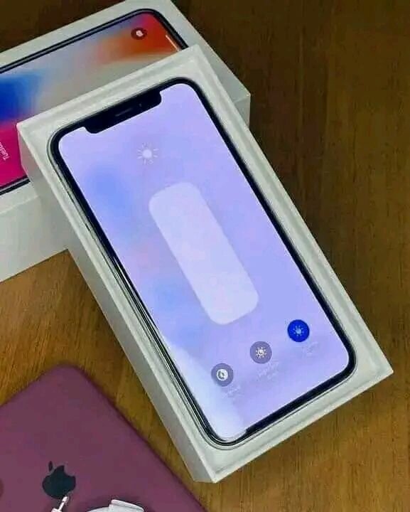 iPhone X 64GB Argent Neuf