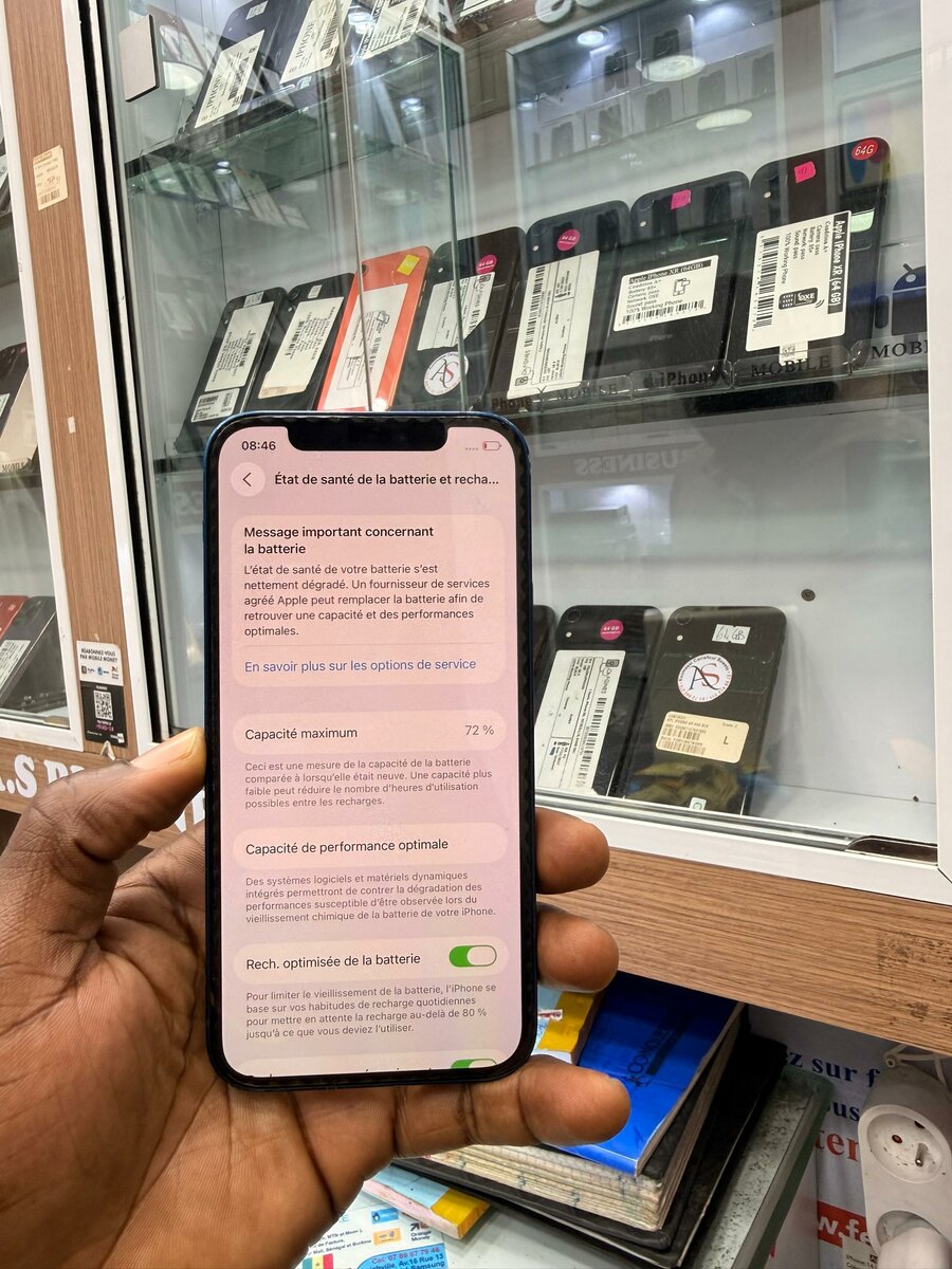 iPhone 12 simple 64Go Casi ret