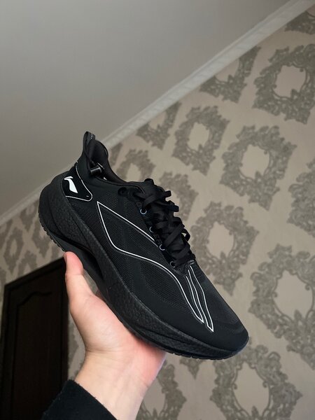 Li-Ning superlight 21