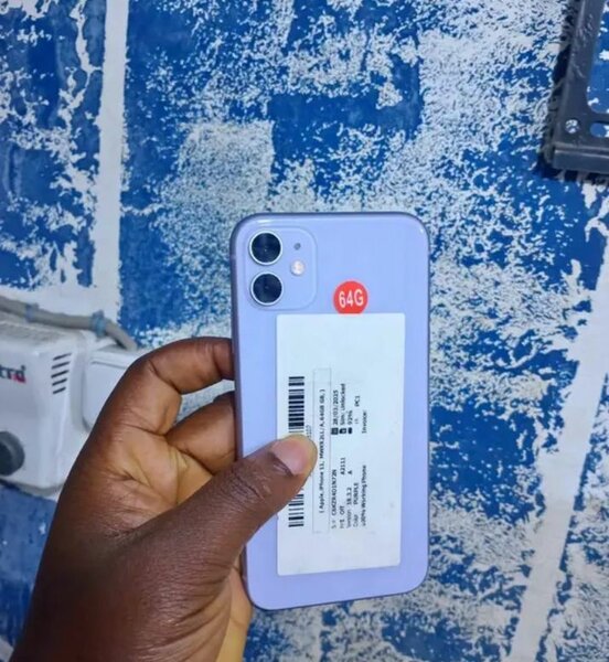 iPhone 11 64Go Violet