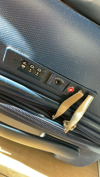 Запчасти для чемодан на колесах