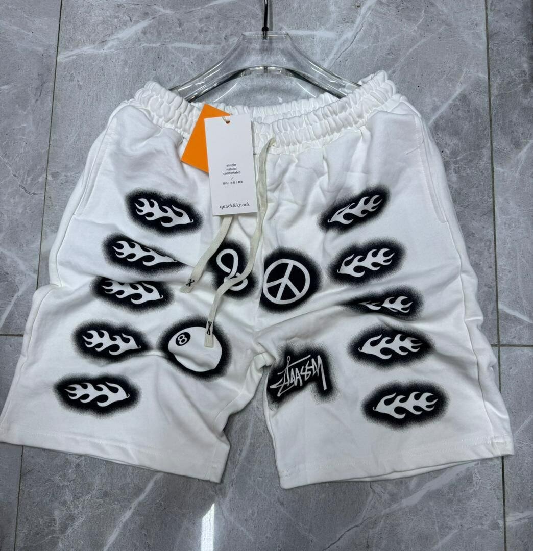 Shorts graphiques tendance