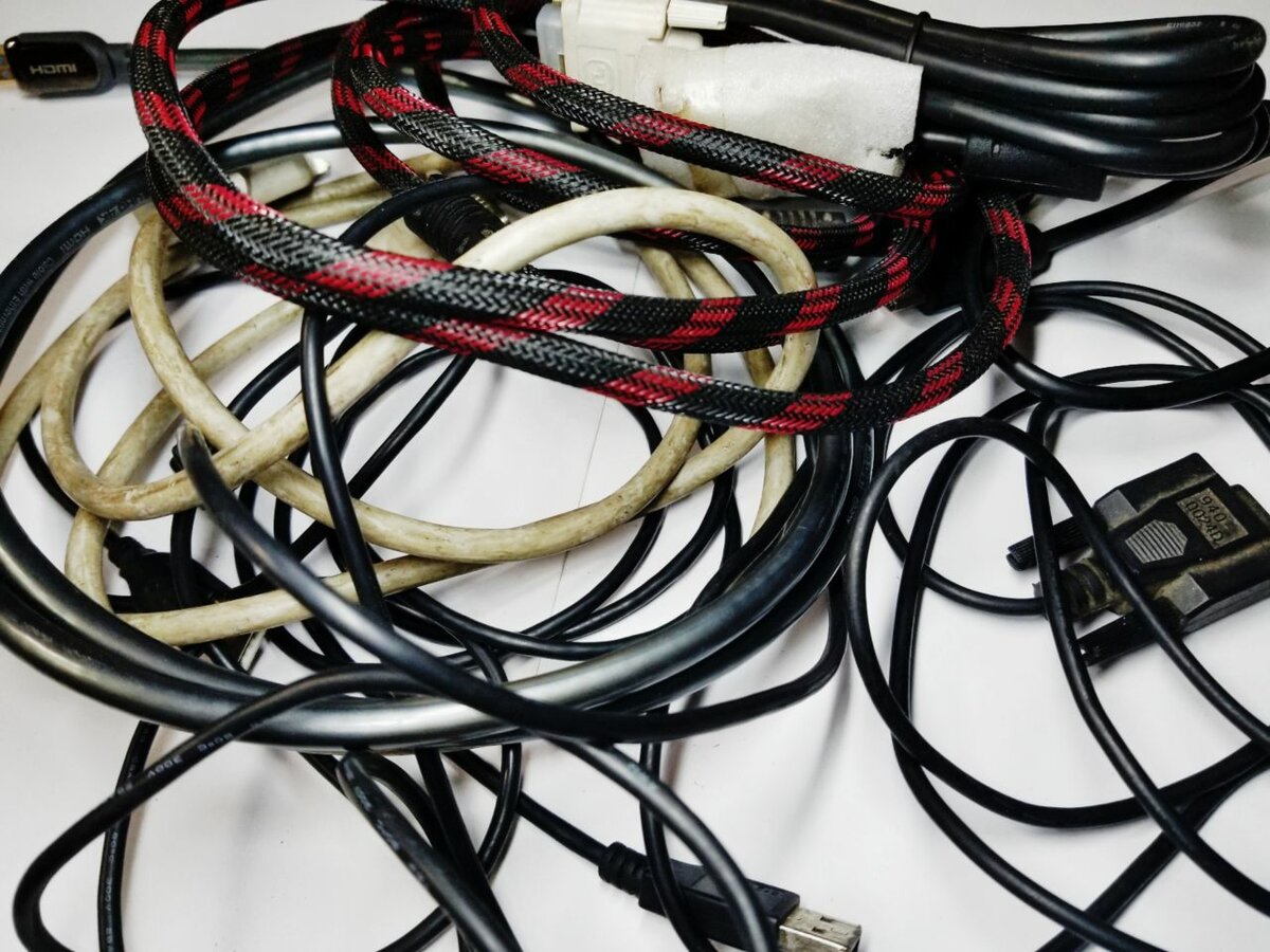 Cables HDMi,VGi,VGA,ETHERNET