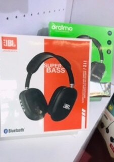 JBL SUPER BASS WIRELESS HEADSET