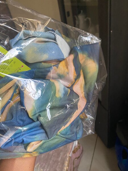 Haut à imprimé vibrant