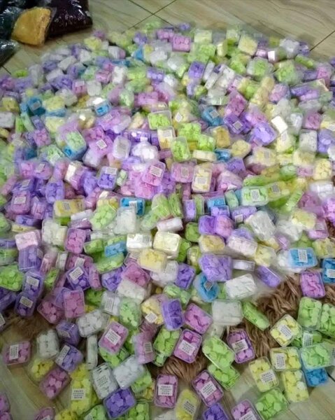 Pétales de fleurs  savonneuses