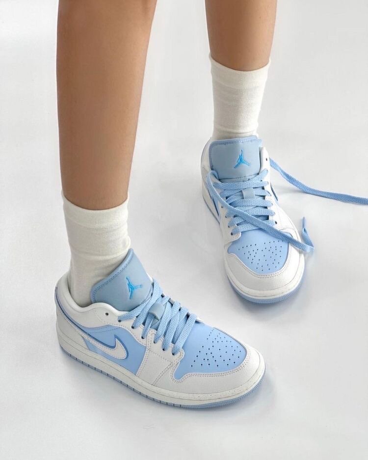 Baskets Air Jordan Bleu Ciel