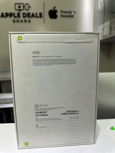 New iPad Pro 11 inch m4 256gb WiFi + Cellular