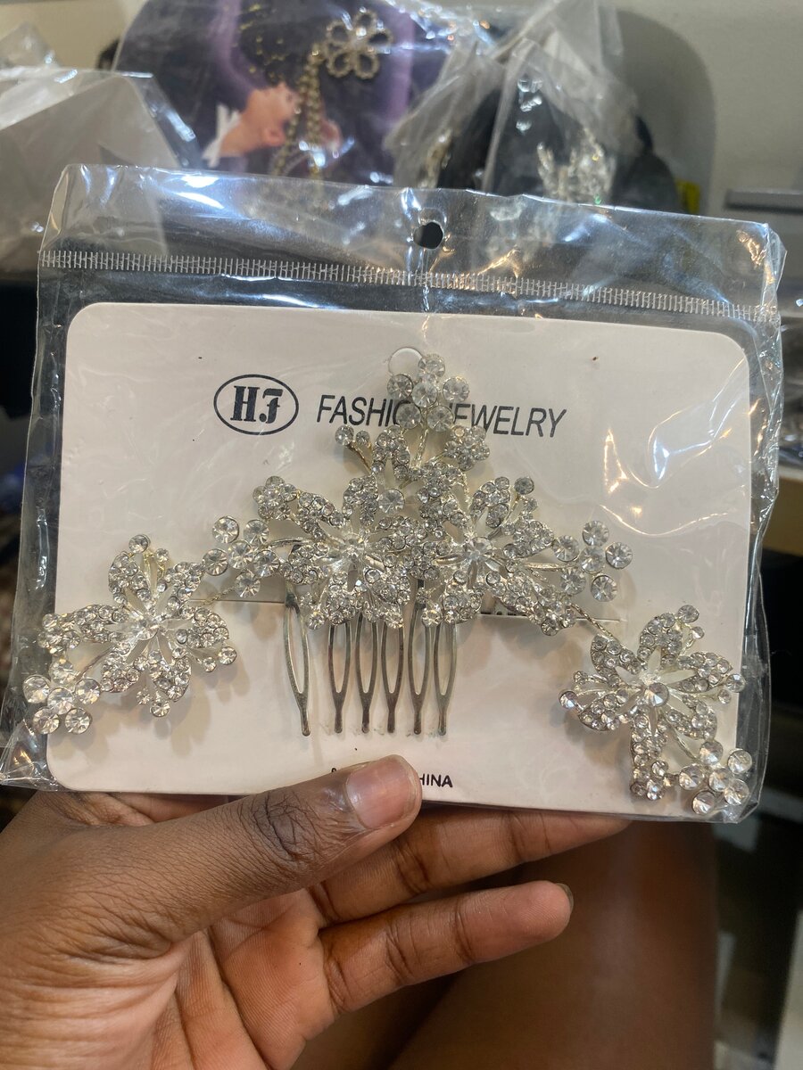 Peigne à cheveux strass élégant