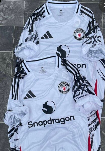 Maillots de football personnalisés