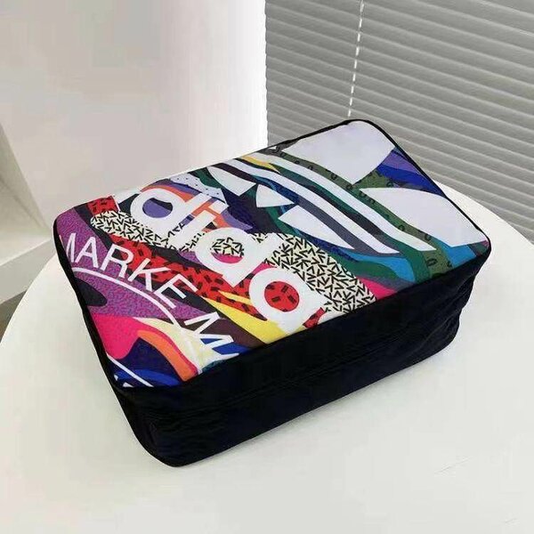 Organisateur de Chaussures Adidas