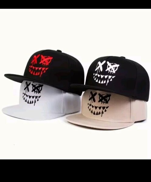 Casquette Snapback Au Visage Sourire
