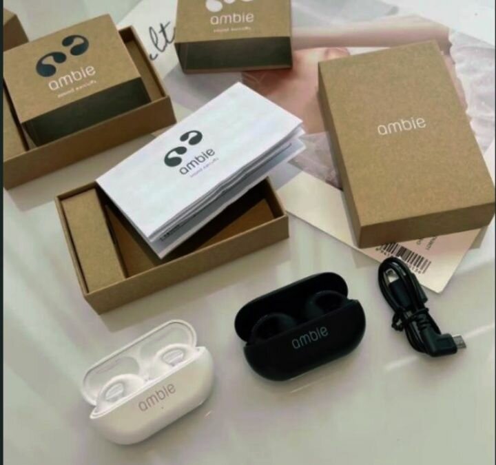 Stylish earc uffs Bluetooth earbuds, Long battery life