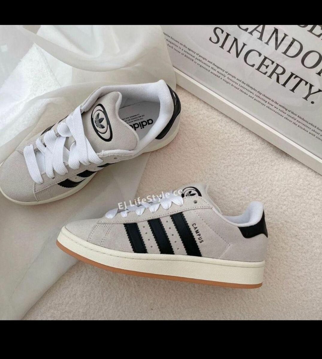 Baskets unisex blanches