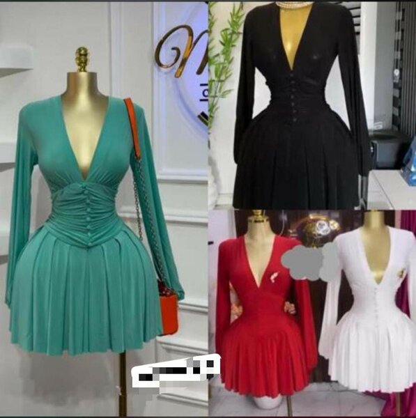 Robe Patineuse Plissée Élégante