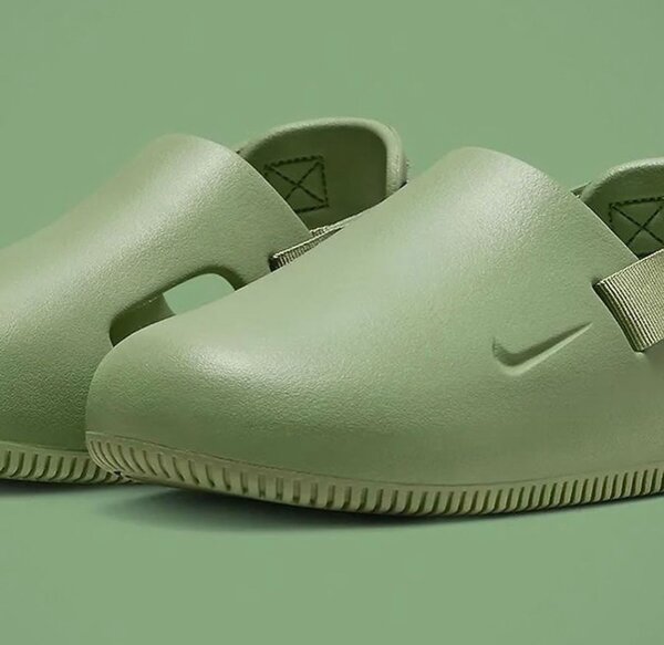Nike crocs